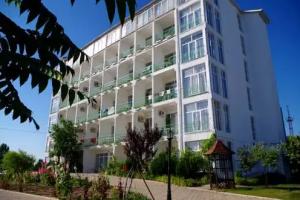 Obolon' Hotel, Zatoka