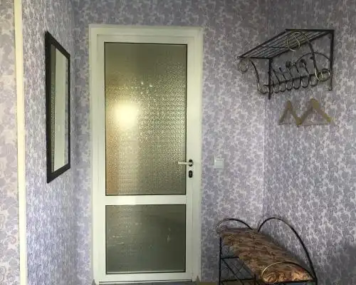 Avtosklo Hostel - 14