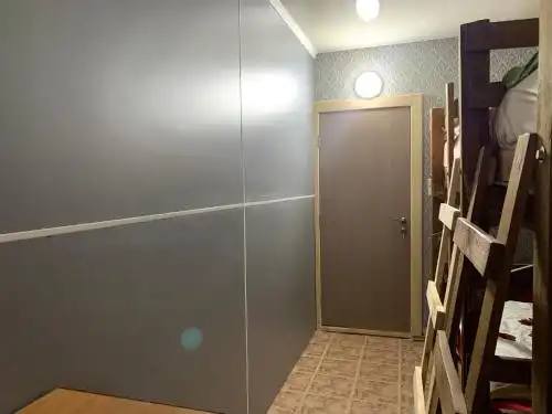 Avtosklo Hostel - 17