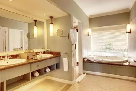 Outrigger Mauritius Beach Resort - 60