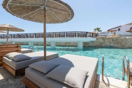 Costa Lindia Beach - 108