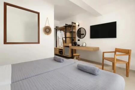 Costa Lindia Beach - 55