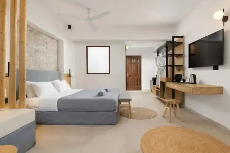 Costa Lindia Beach - 80