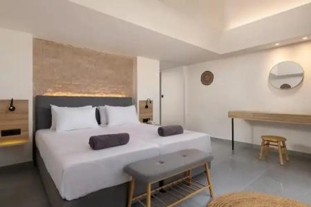 Costa Lindia Beach - 92