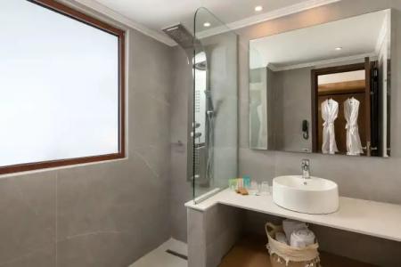 Costa Lindia Beach - 68