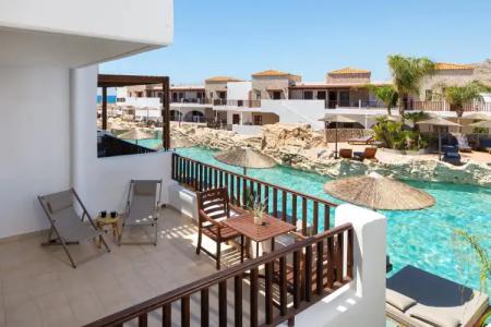 Costa Lindia Beach - 74