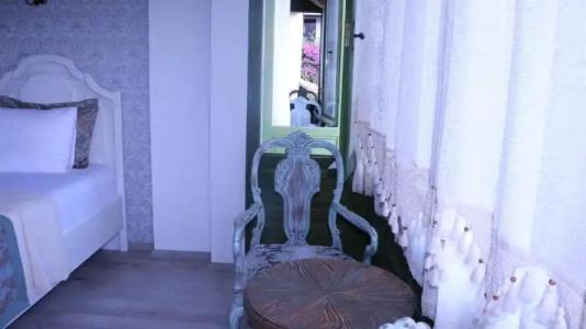 Celsus Boutique - 83