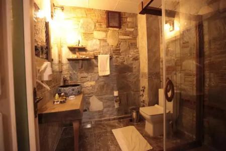 Celsus Boutique - 134