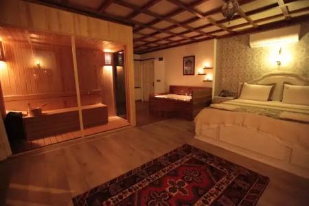 Celsus Boutique - 113