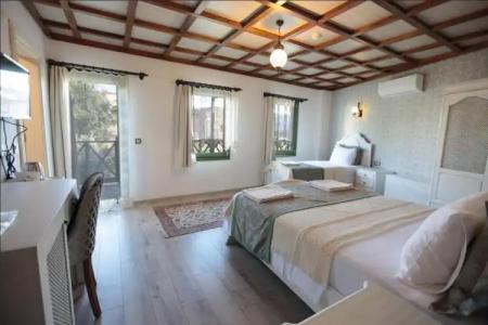 Celsus Boutique - 79