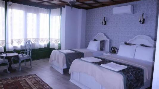 Celsus Boutique - 71