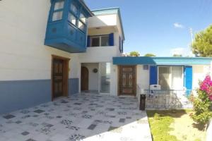 Hotels with sea view Hotels with sea view