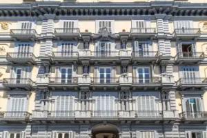 Gramsci Suites, Naples