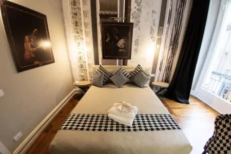 Leone Camere d'Autore -Chiaia - 30