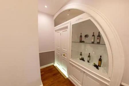 Leone Camere d'Autore -Chiaia - 33