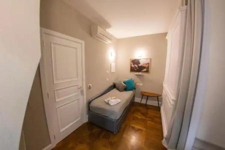 Leone Camere d'Autore -Chiaia - 16