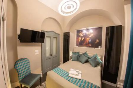 Leone Camere d'Autore -Chiaia - 19