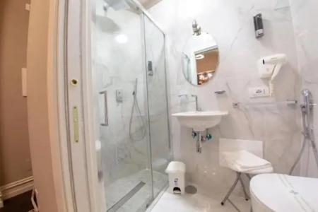 Leone Camere d'Autore -Chiaia - 23