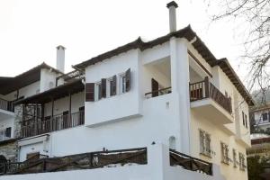 Agios Ioannis Luxurious Beachfront Holiday Home