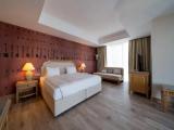 Deluxe Quadruple Suite with balcony and with land view