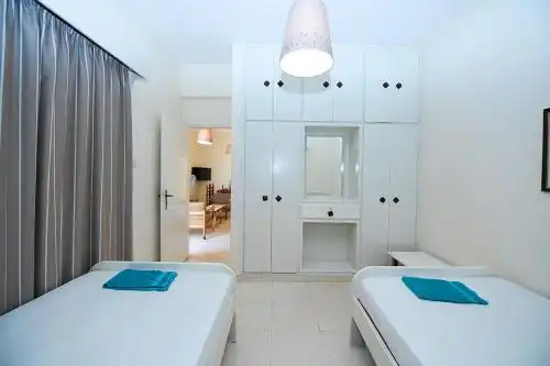 Fig Tree Apartments - 4