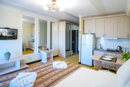 Aparton Klinichna st. (1st entrance) - 3