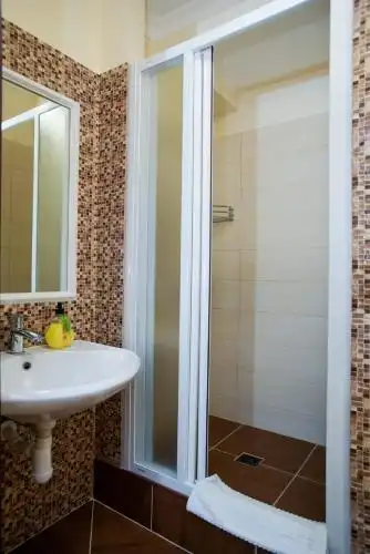 Aparton Klinichna st. (1st entrance) - 34