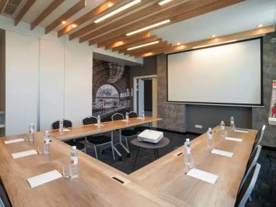 ibis Kyiv Railway Station - 17