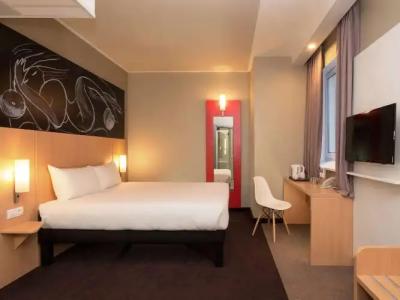 ibis Kyiv Railway Station - 38