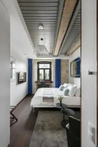 The Joseph Premium B&B - 16