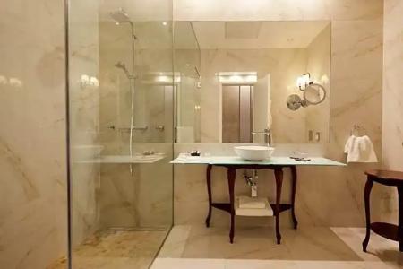 Mystery Budapest, Preferreds & Resorts - 150