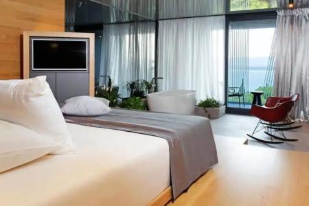 Lifestyle Vitar - Adults Only - 61