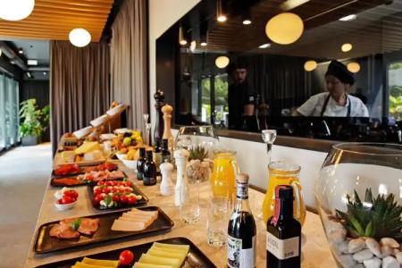 Lifestyle Vitar - Adults Only - 11