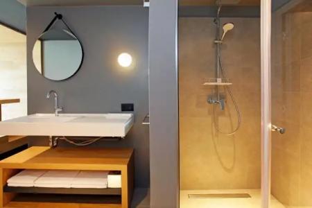 Lifestyle Vitar - Adults Only - 69