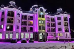 Diamond Resort White