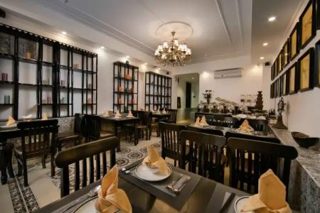 The Noble Swan & Spa - 17