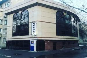 West Point Premium Hostel, Almaty