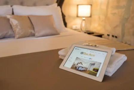 Plaza Marchi Old Town - Mag Quaint & Elegant Boutiques - 93