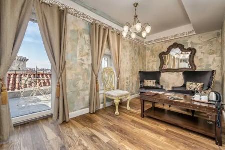 Plaza Marchi Old Town - Mag Quaint & Elegant Boutiques - 7