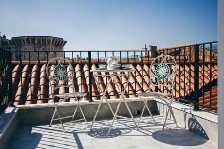 Plaza Marchi Old Town - Mag Quaint & Elegant Boutiques - 165