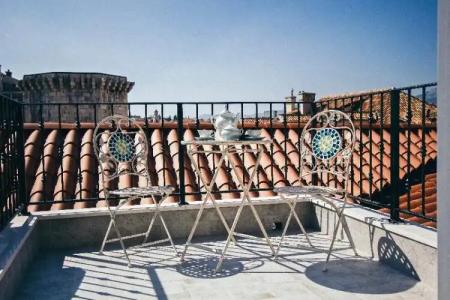 Plaza Marchi Old Town - Mag Quaint & Elegant Boutiques - 117