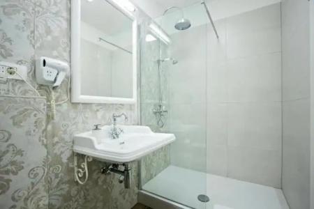 Plaza Marchi Old Town - Mag Quaint & Elegant Boutiques - 136