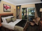2 Bedrooms Standard Family room with balcony and with view