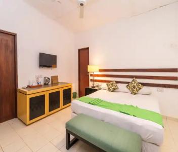 Eighth Wonder Resort - 1