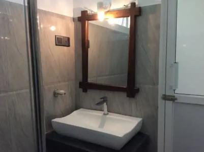 Sigiriya Rock Hide - 8