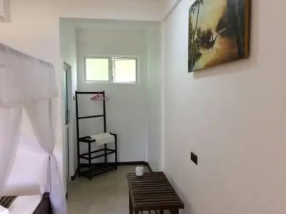 Sigiriya Rock Hide - 2