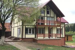 Chalet na zarinku, Iska