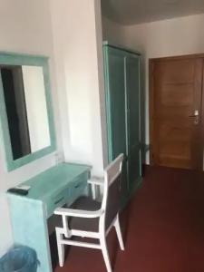 Serdar Small & Restaurant - 2