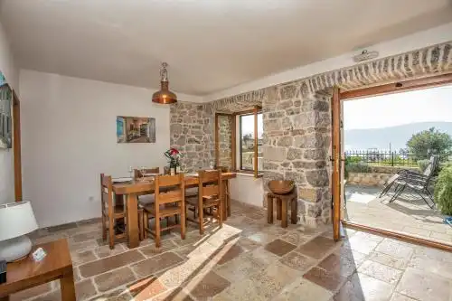 Villa Lastva is a Five Star Seafront Luxury Villa with Privite Pool - 34