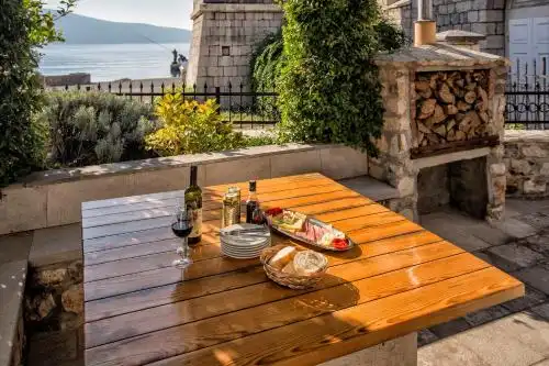 Villa Lastva is a Five Star Seafront Luxury Villa with Privite Pool - 33
